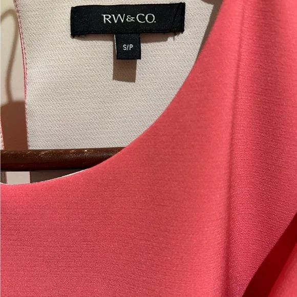 RW&CO. Pink Sheath Mini Dress with Flutter Sleeves - Picture 4 of 4
